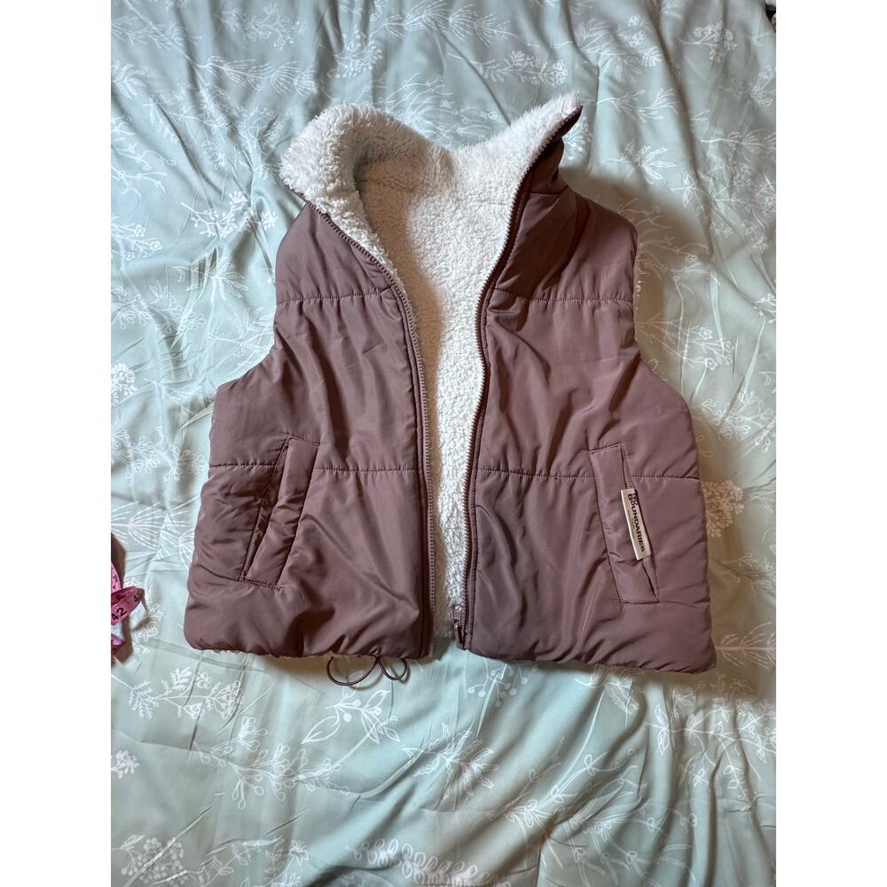 Cafe puffy vest size medium